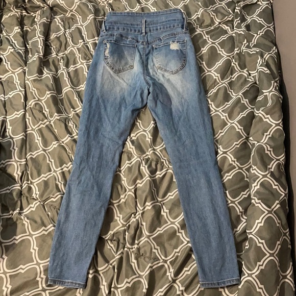 High Rise Push Up Jeans - Picture 2 of 4
